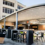 Fechamento automático do Pergola Café